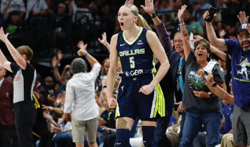 Paige Bueckers Dallas Wings