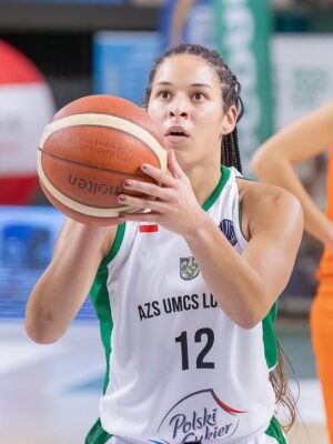 Veronica Burton basketball babe