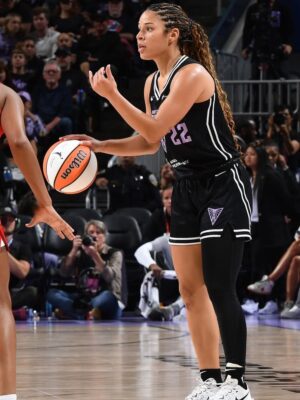 Veronica Burton hot basketball